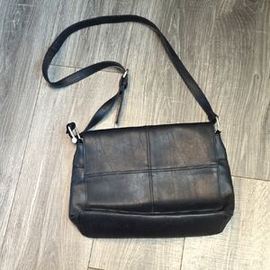 Liz Claiborne Black Leather Shoulder Bag